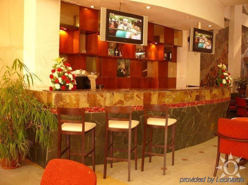 Ohasis Hotel Jujuy & Spa Сан Салвадор де Хухуй Екстериор снимка